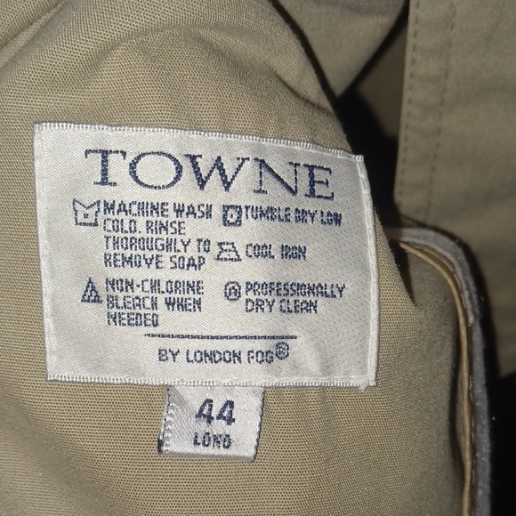 👄SALE! London Fog Trench Coat EUC 44L SALE!  On Sale through February 2025. - Picture 2 of 12